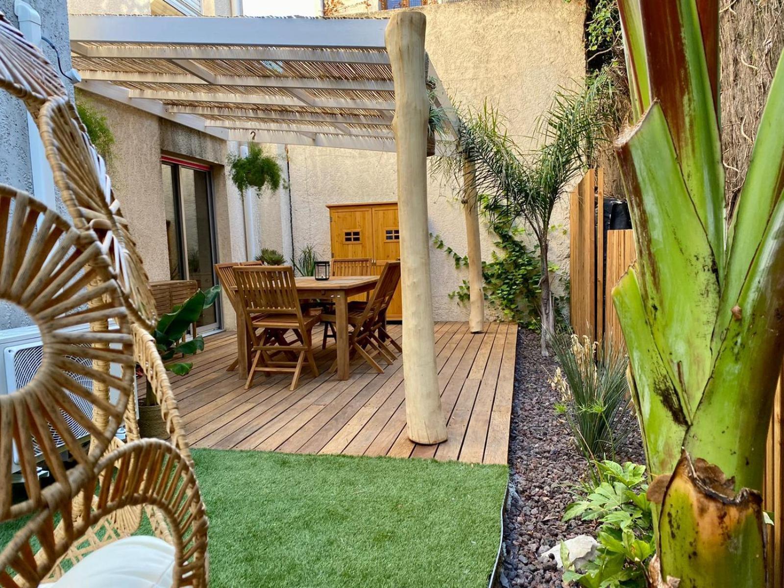 Rare & Confidentiel A Montpellier Apartment Luaran gambar